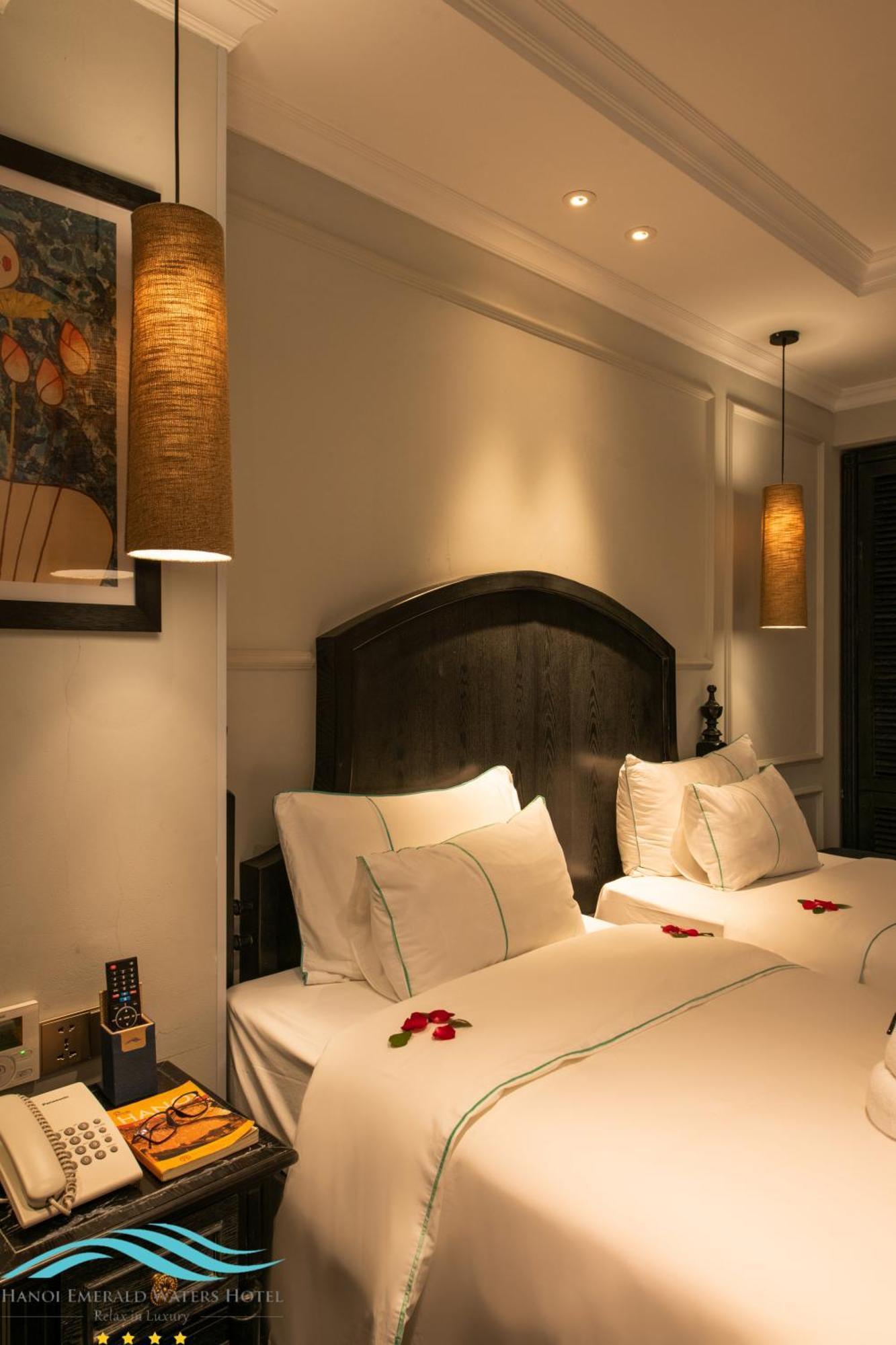 Hanoi Emerald Waters Hotel Valley Exterior photo